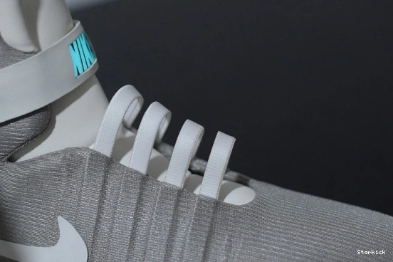 NIKE MAG 0816